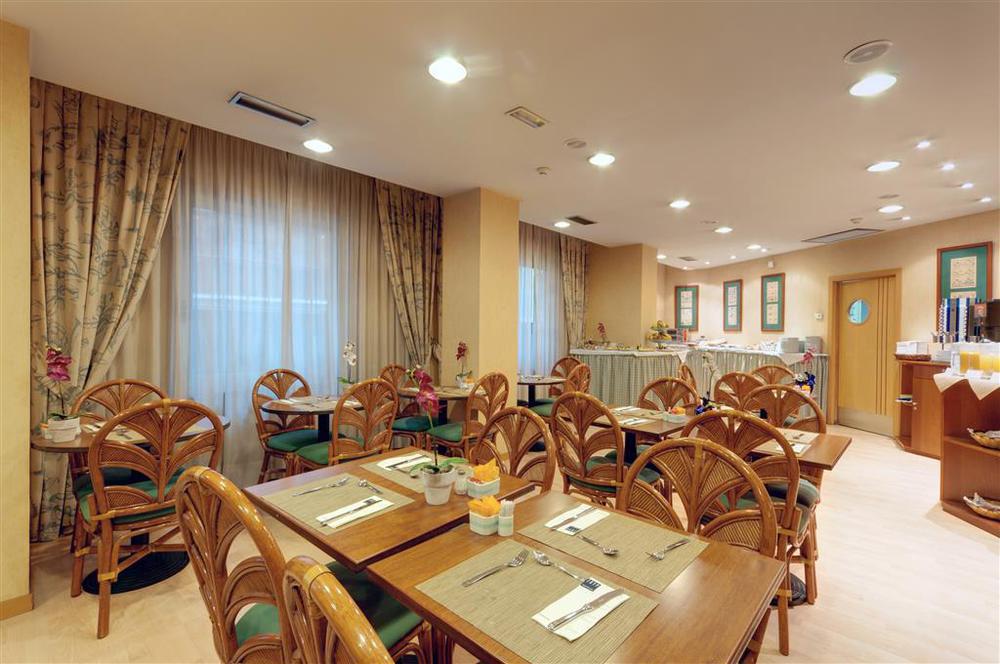 Hotel Elche Centro , Affiliated By Melia Restaurante foto